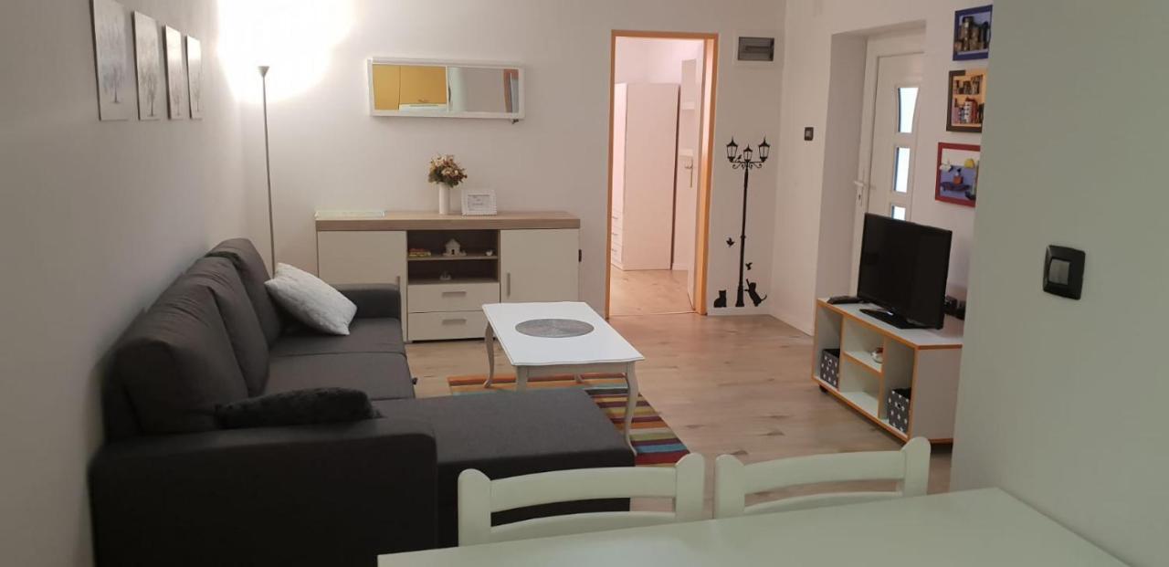 Apartment Asja Old City Center Пула Екстер'єр фото